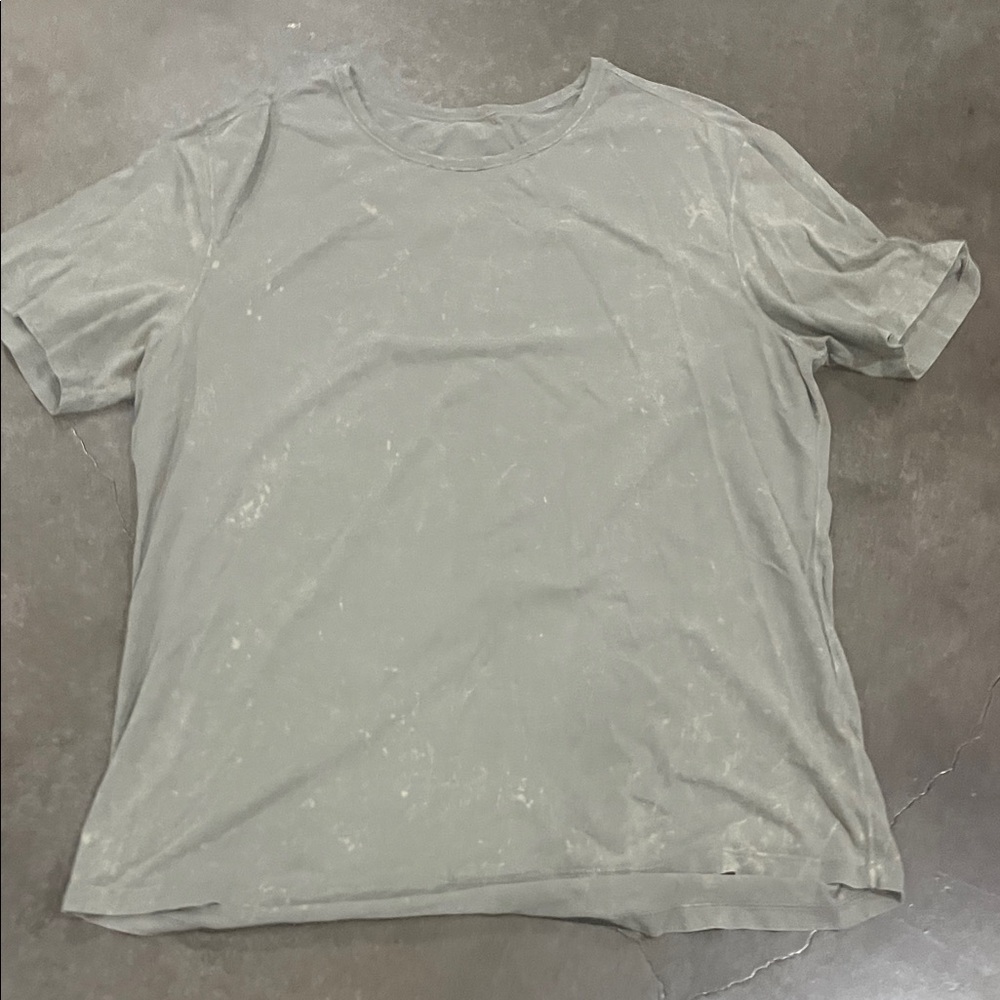 lululemon athletica Men's Short Sleeve Crew Tee in Light Gray